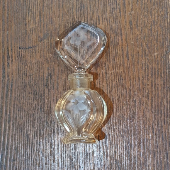 Vintage Cristallerie Oberursel Lead Crystal Etched Floral Perfume Glass Bottle - Picture 2 of 11